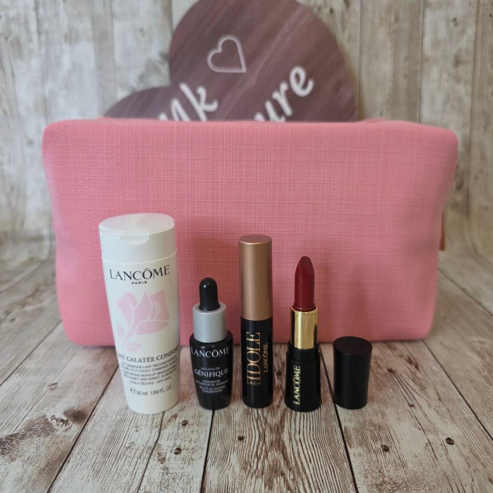 Women's Lancôme set of 5 skincare items and makeup